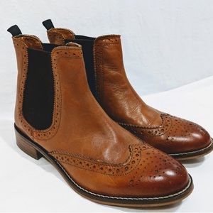 Wingtip Chelsea Boots
